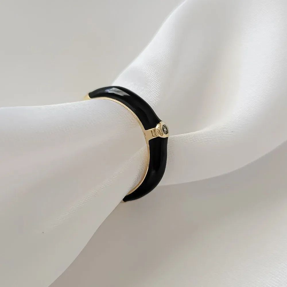 7/$35 Gold and Black Enamel Statement Ring Rhinestone Minimalist Ring - Picture 5 of 8